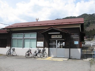 上枝駅駅舎