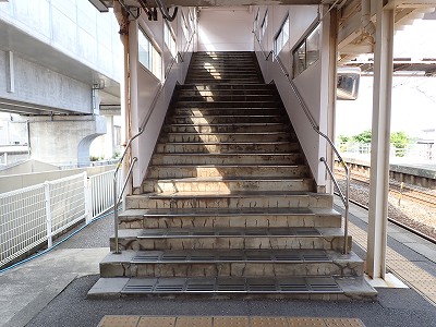 ����}�ԉw�摜