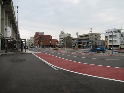 東金沢駅側