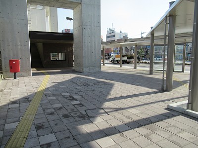 東金沢駅側