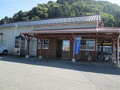 梶屋敷駅駅舎