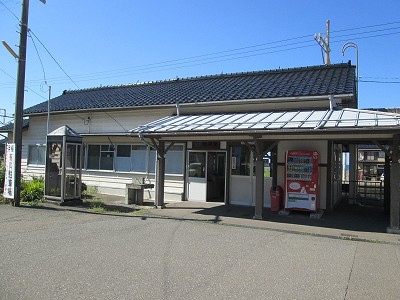 谷浜駅駅舎