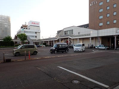 �����w�摜