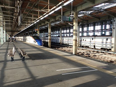 �����w�摜