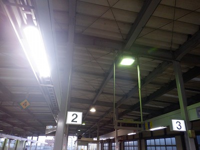 �����w�摜