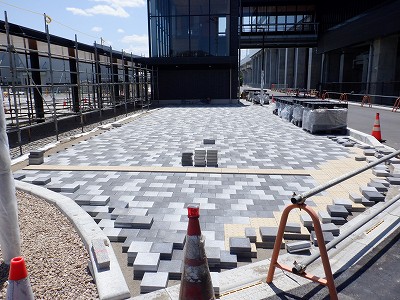 ��������w�摜