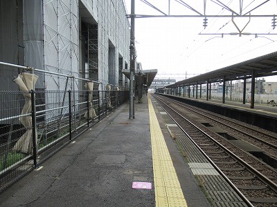 細呂木駅側