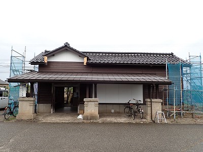 �l���ωw�摜