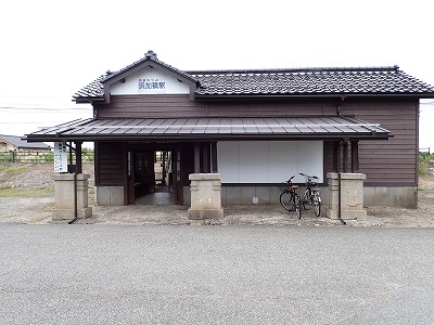�l���ωw�摜