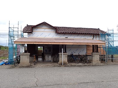 �l���ωw�摜