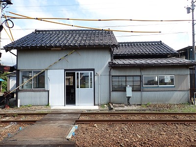 �������ωw�摜