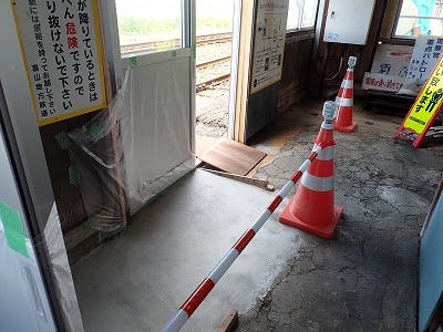 �������ωw�摜