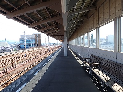 �d�S���Éw�摜