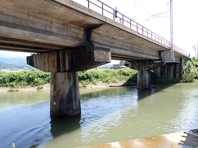 �d�S���Éw�摜