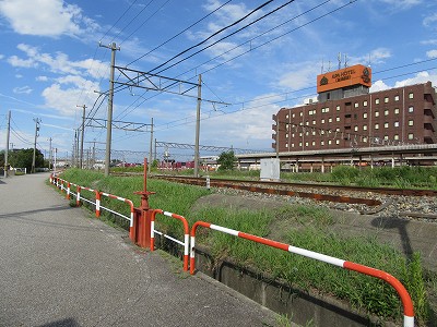 経田駅側