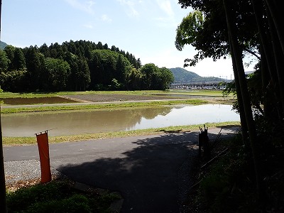 �z�O�����Ӊw�摜