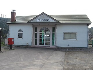 茂辺地駅駅舎