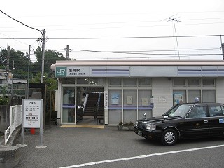 塩崎駅駅舎