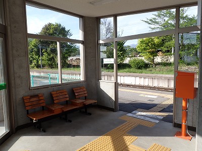 �O���w�摜