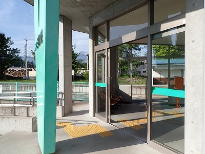 �O���w�摜