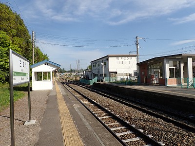 �O���w�摜