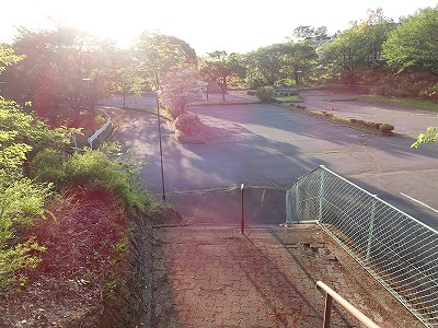 �����w�摜