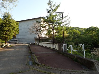 �����w�摜