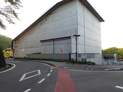 �����w�摜