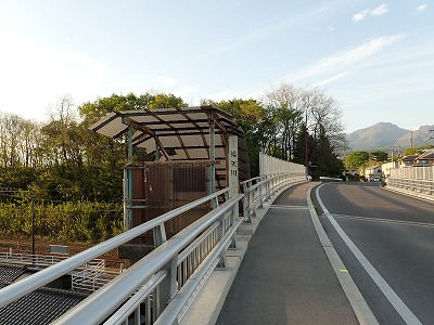 �����w�摜