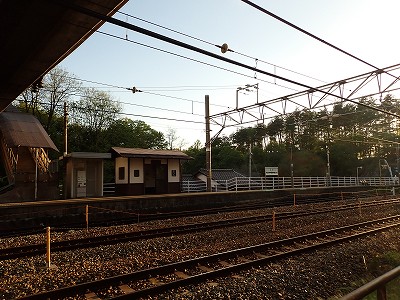 �����w�摜