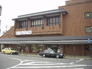 近江八幡駅駅舎