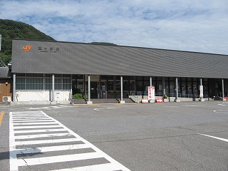 醒ヶ井駅駅舎