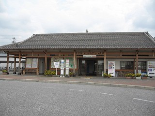 尼子駅駅舎