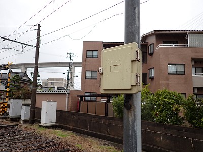 �z�m���w�摜