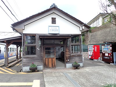 �O���`�w�摜