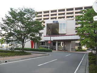 信濃吉田駅駅舎