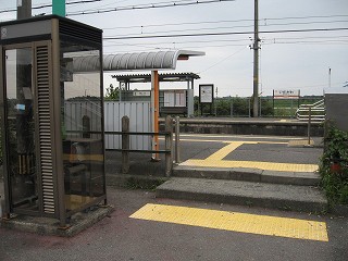 井田川駅駅舎