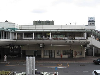 茅野駅駅舎