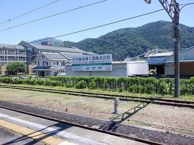 ≺w摜