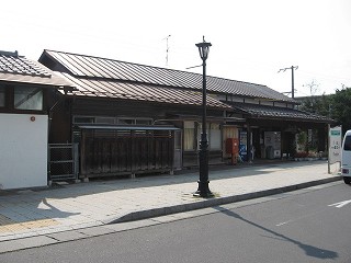 田中駅駅舎