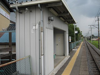 赤木駅駅舎
