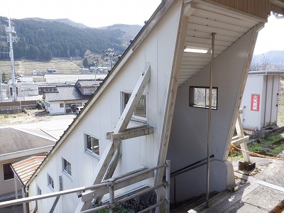 �����w�摜