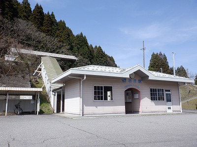 �����w�摜