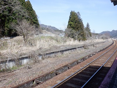 �����w�摜