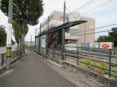 東岩瀬駅駅舎