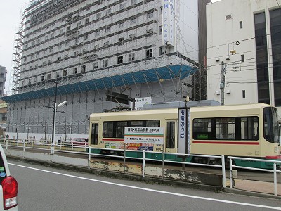 電鉄富山駅・エスタ前電停ホーム