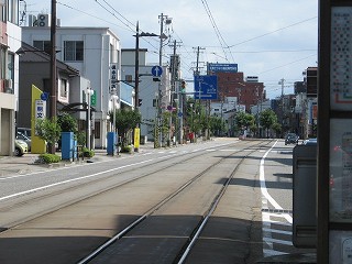 南富山駅前方面
