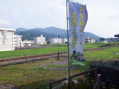 z{w摜