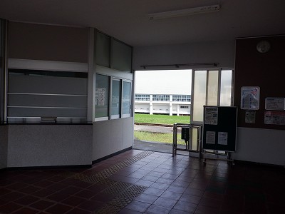 z{w摜