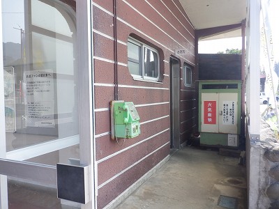 z{w摜